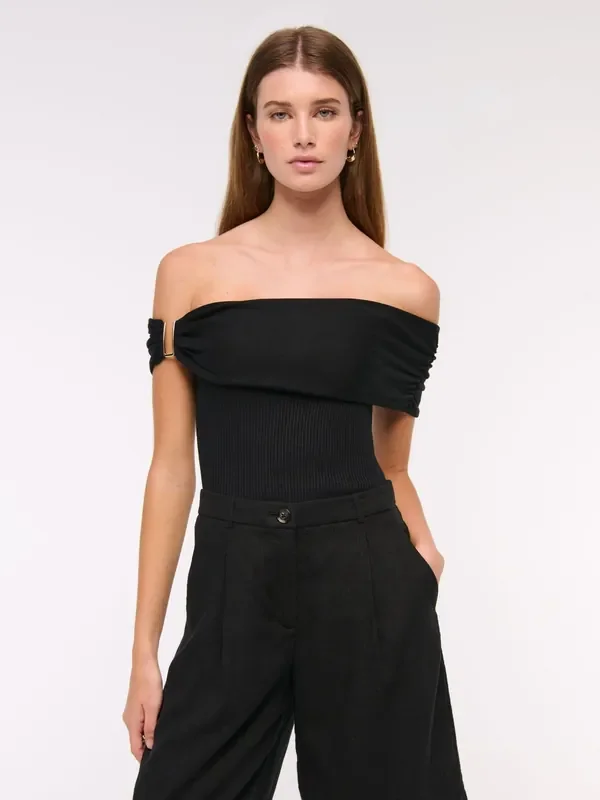 Abercrombie & Fitch Black Off The Shoulder Foldover Short Sleeve Top