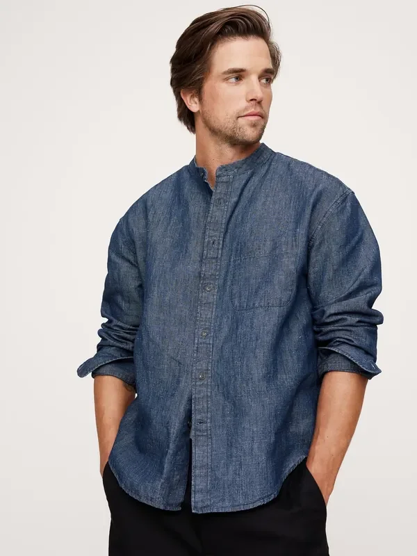 Banana Republic Dark Wash Blue Relaxed-Fit Chambray Shirt
