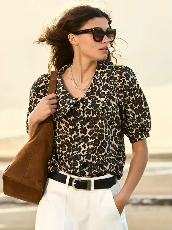 Baukjen Courtney 100% Cotton Collar Brown Shirts