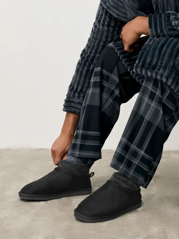 Black Knitted Cuff Boot Slippers