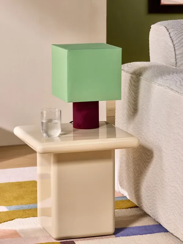 产品名称中包含顶级域名,检查并适当处理后再继续! MADE.COM Green/Brown Tiana Table Lamp