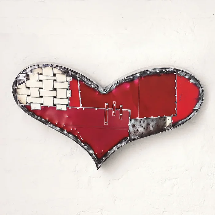 Hearts at Large – Reds