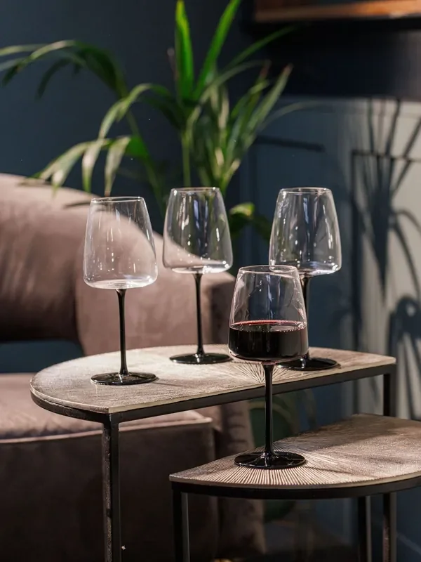 Mikasa Set of 4 Black Palermo Long-Stem Crystal Red Wine Glass