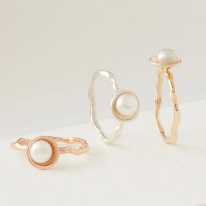 Mini Pearl Ripple Ring