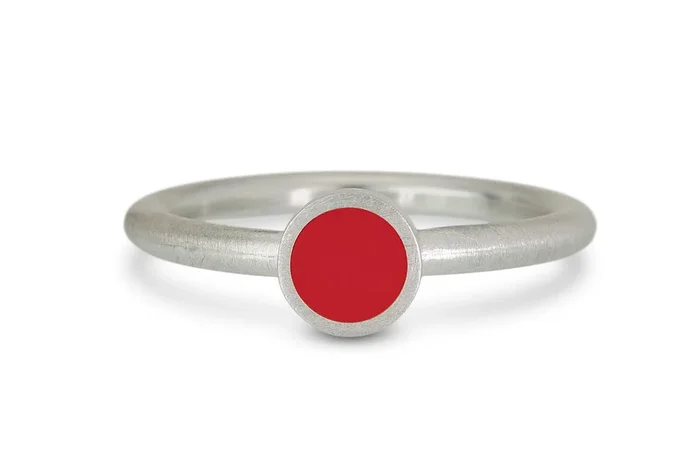 Small Dot Ring – Cherry