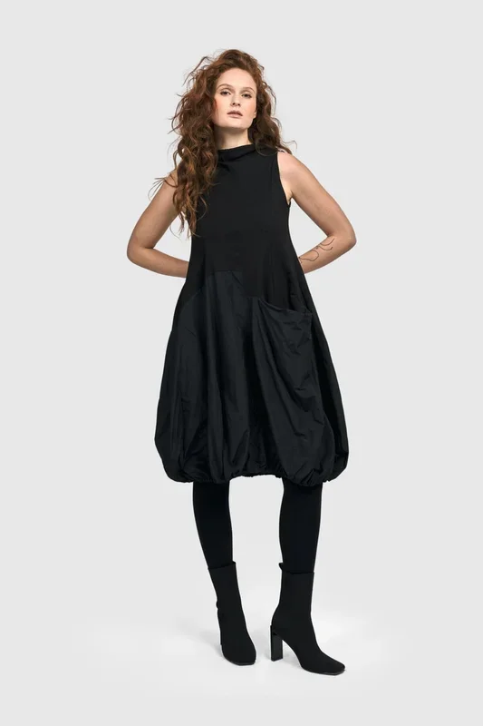 Spectre Sleeveless Dress – Black
