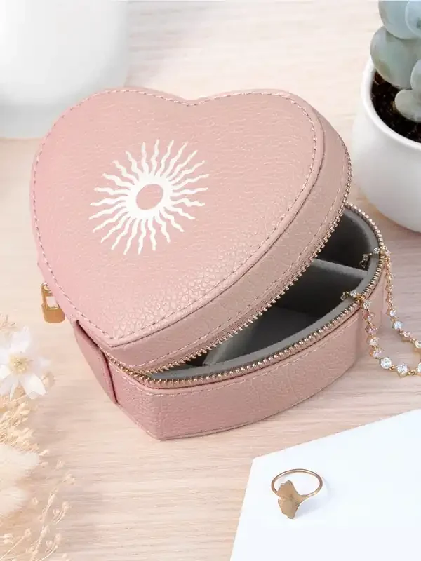 Treat Republic Customisable Icon Heart Jewellery Case