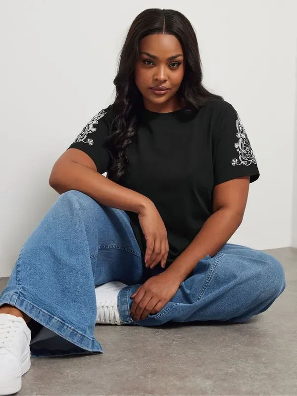 Yours Curve Black 100% Cotton Embroidered Set In Sleeve T-Shirt