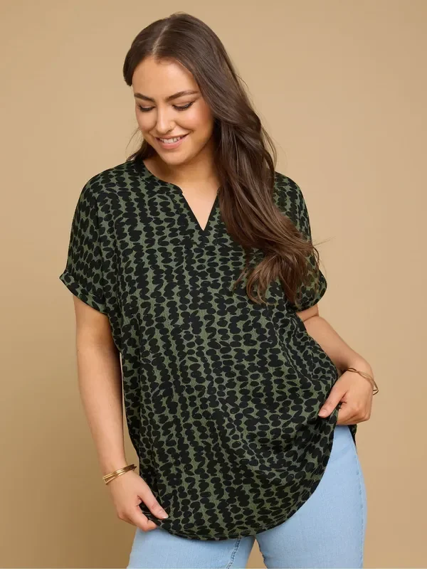 Yours Curve Green Notch Neck Textured T-Shirt